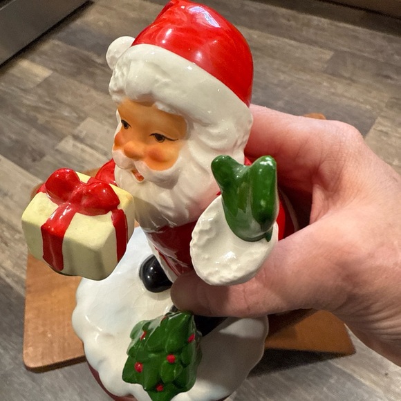 Vintage Santa Clause Wind up Musical Box. Santa Clause is coming to town. Works - Picture 5 of 7